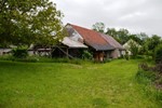 RD se stodolou a pozemkem 2.351 m2 ernkovice