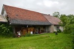 RD se stodolou a pozemkem 2.351 m2 ernkovice